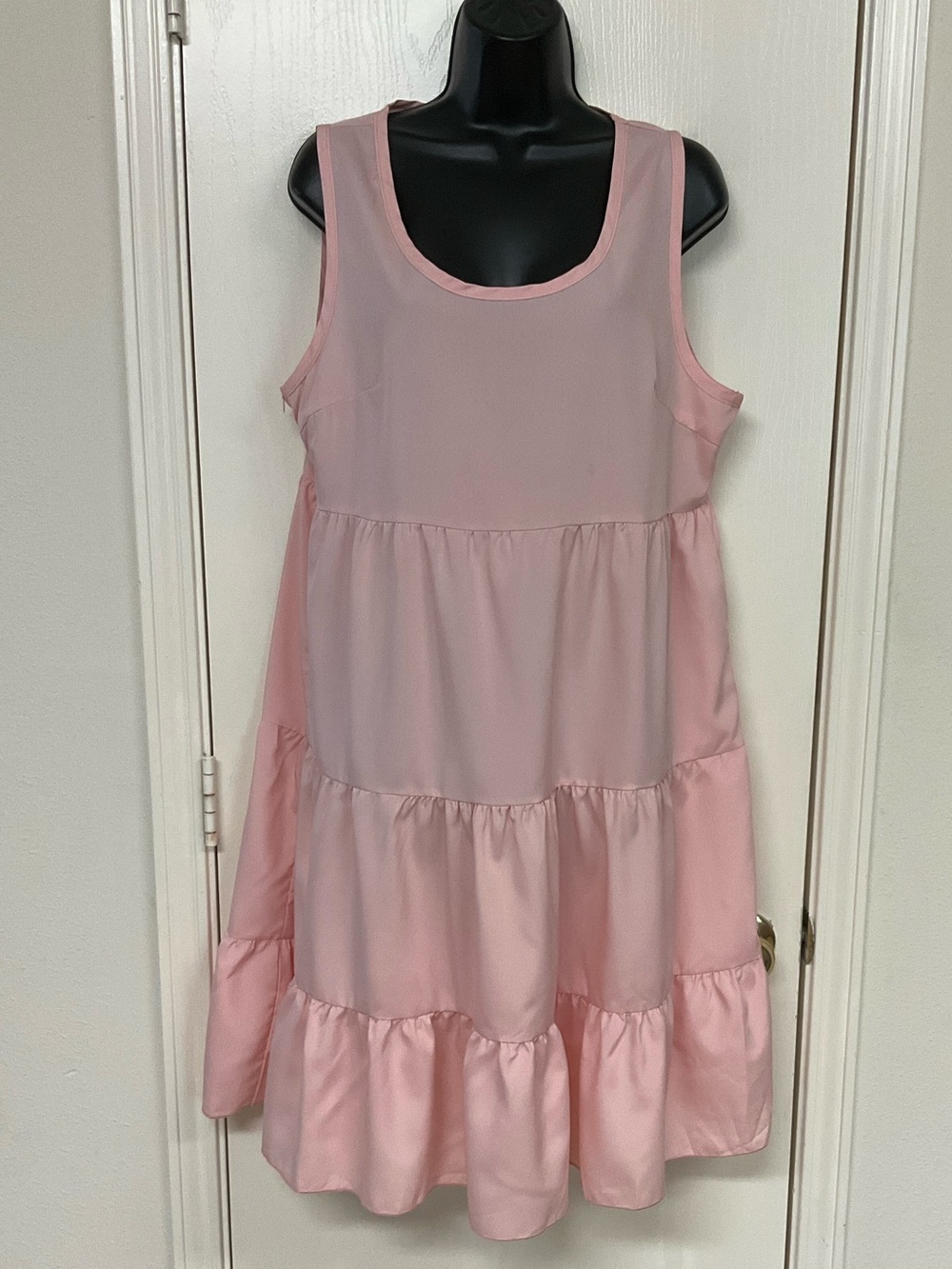 Sleeveless Pink Tiered Midi Dress